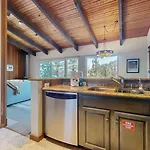 Mammoth West #140 Condo